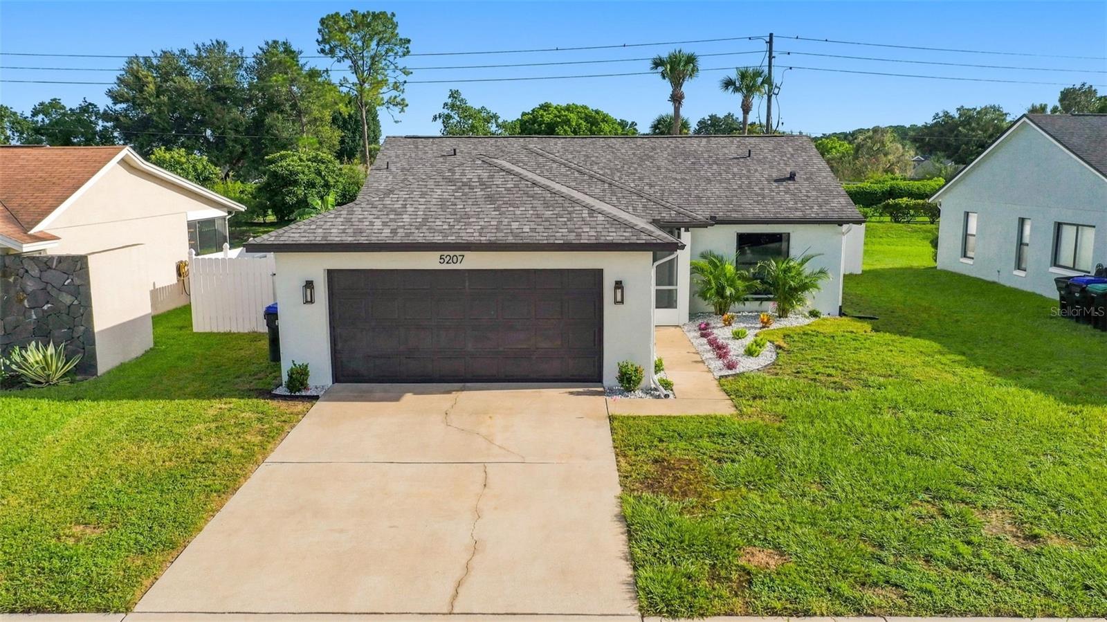 5207 DESMOND LANE