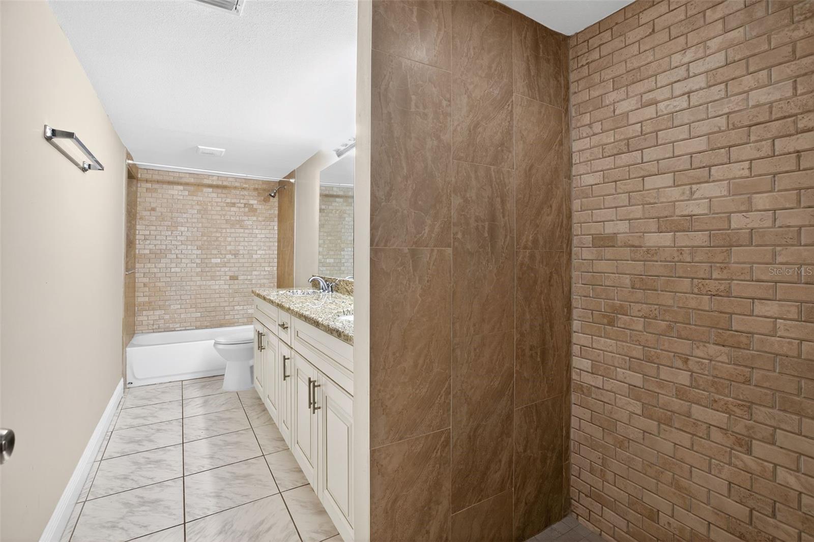 COUNTRYWAY PRCL B TR 4 - Residential