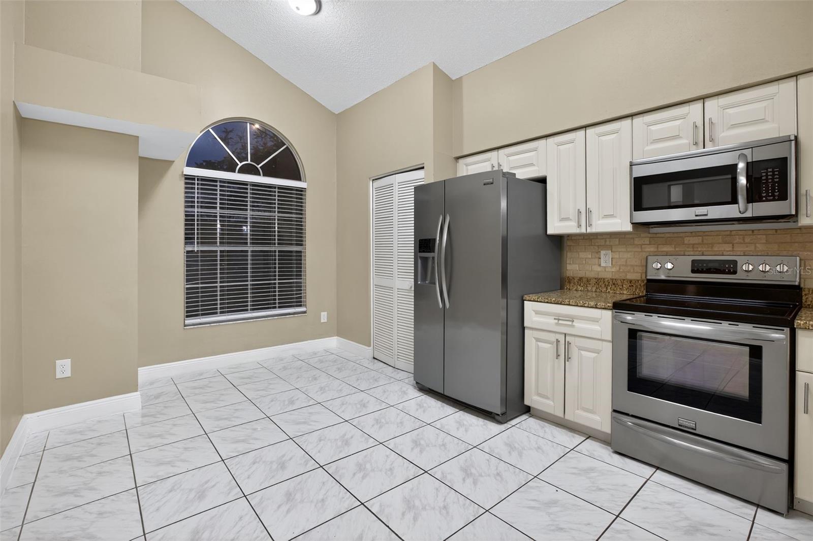 COUNTRYWAY PRCL B TR 4 - Residential