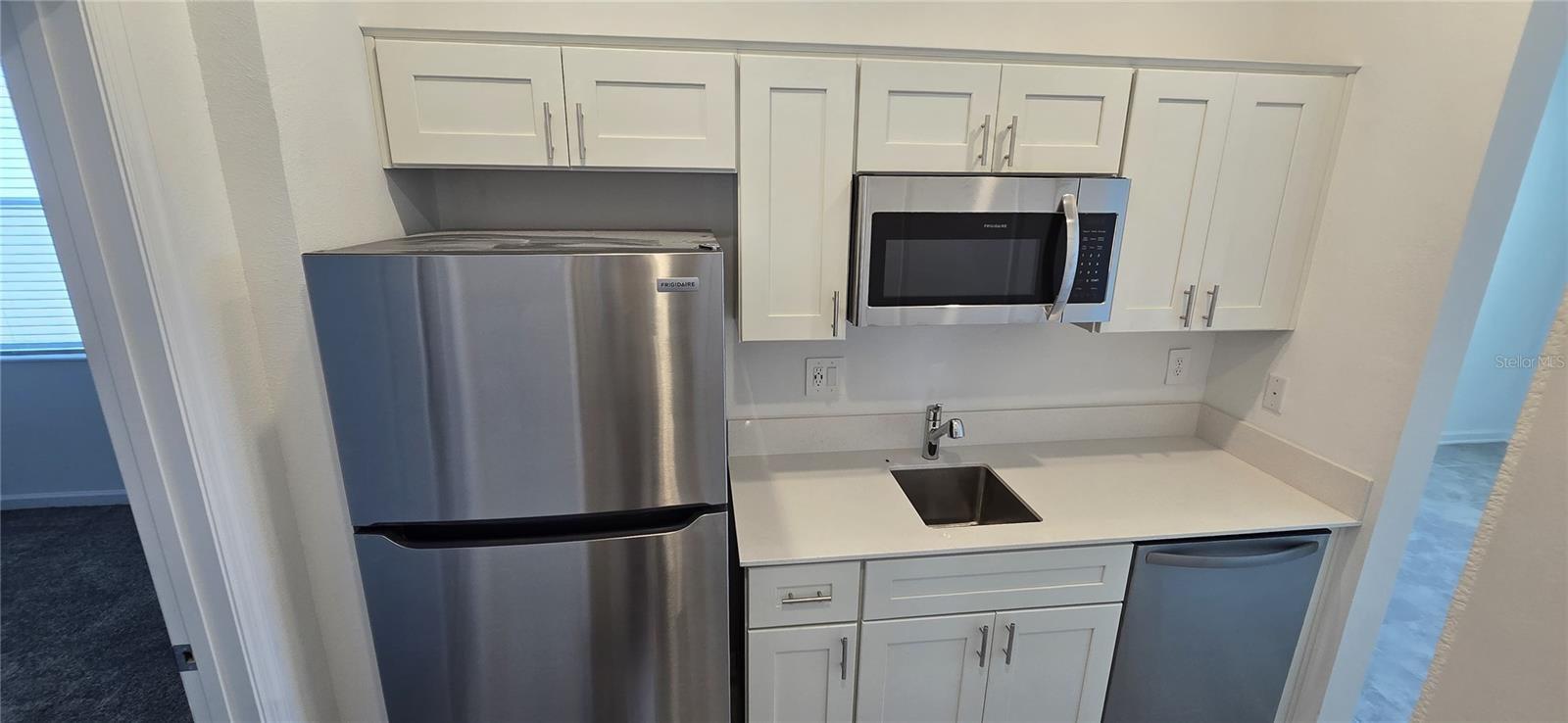 RANCHES AT LAKE MCLEOD I - Residential Lease