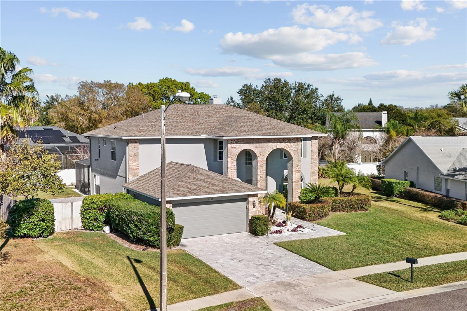 2258 BLOSSOMWOOD DRIVE