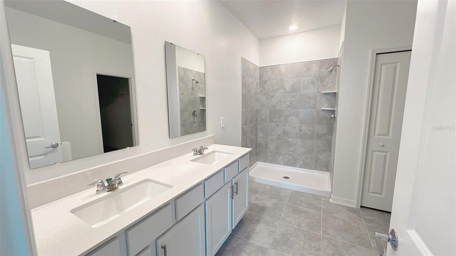 STOREY CREEK PH 3B & 4 - Residential Lease