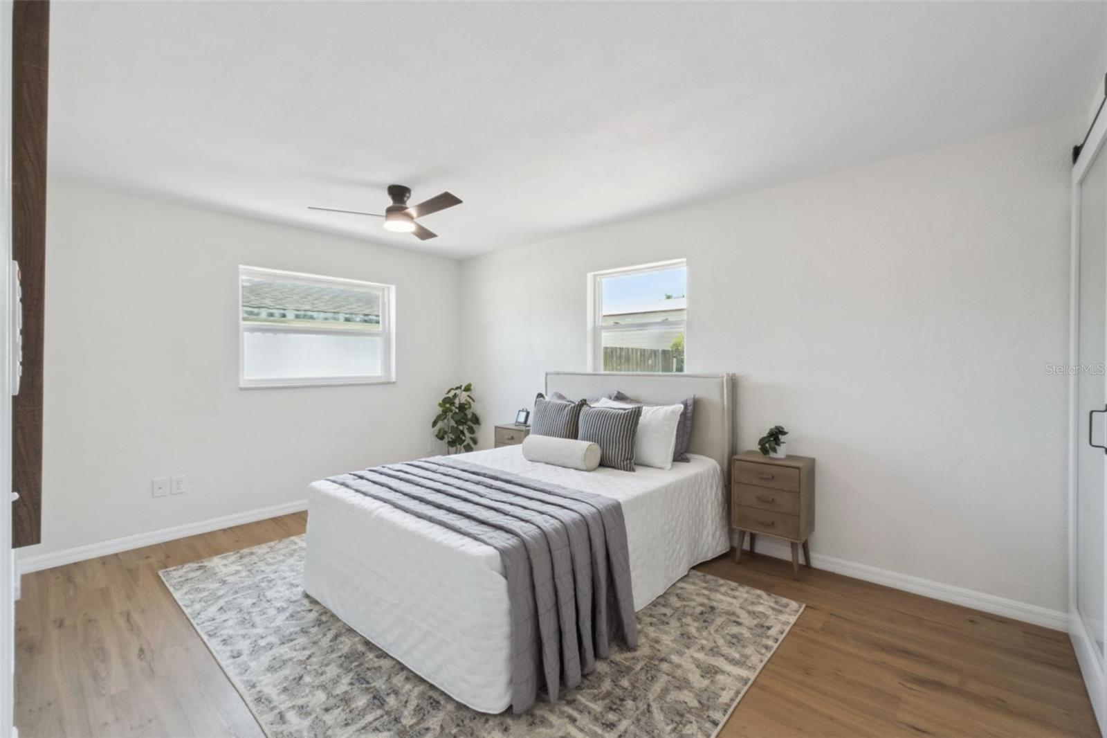 DELTONA LAKES UNIT 10 IN 25 & 36 18 30 - Residential