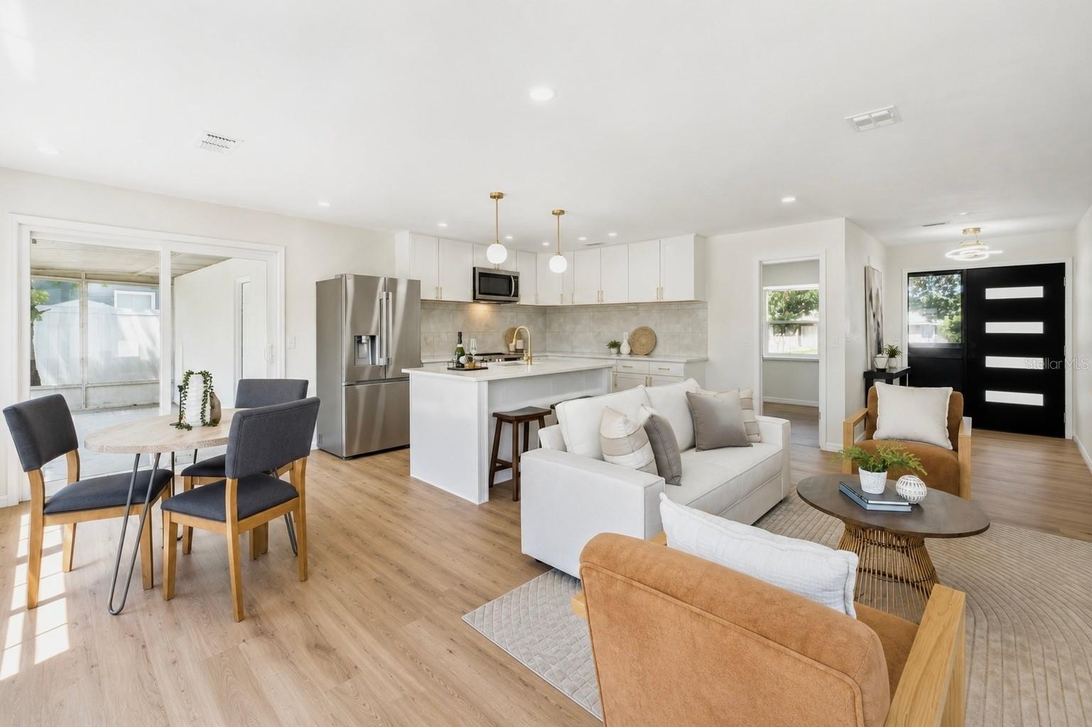 DELTONA LAKES UNIT 10 IN 25 & 36 18 30 - Residential