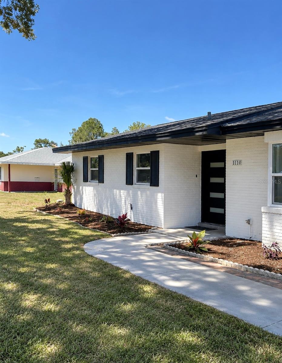 DELTONA LAKES UNIT 10 IN 25 & 36 18 30 - Residential