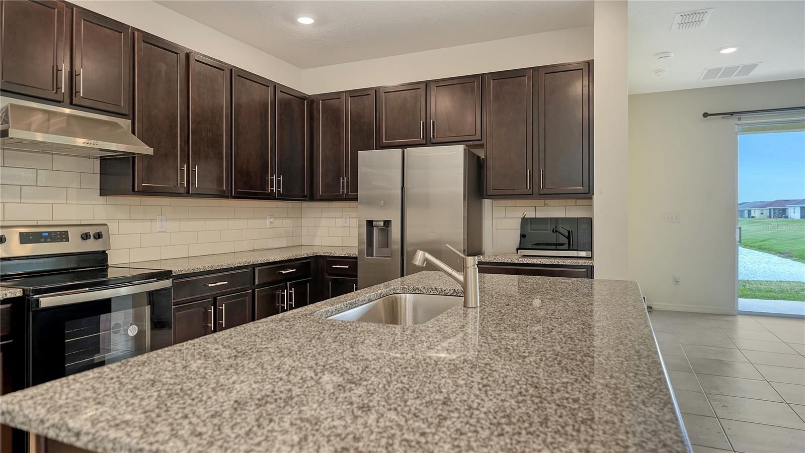 GRADY POINTE - Residential