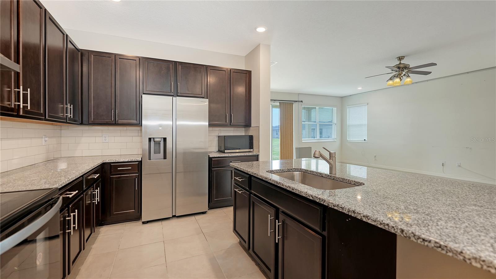 GRADY POINTE - Residential