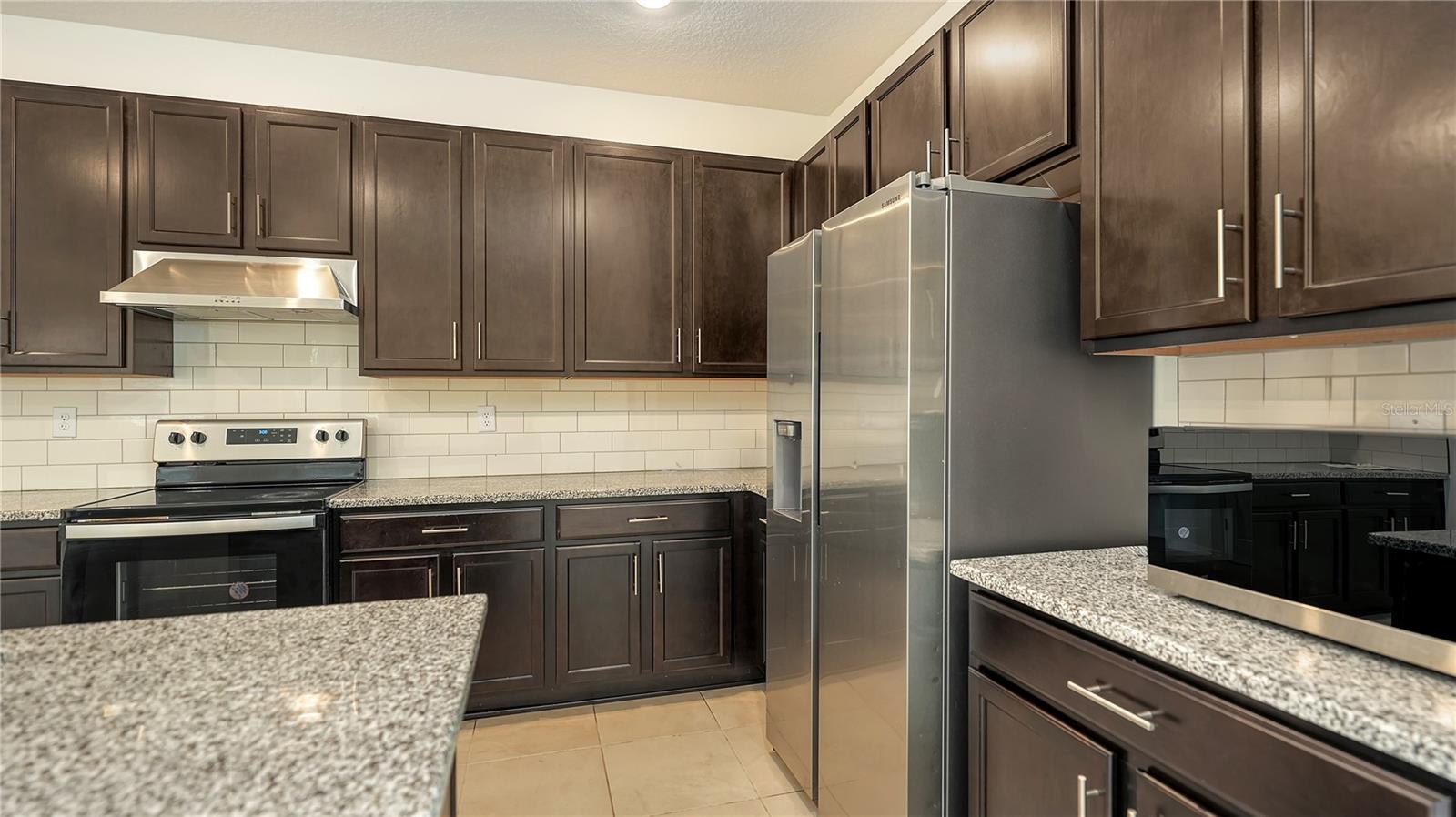 GRADY POINTE - Residential