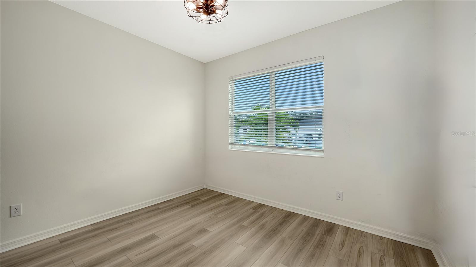 GRADY POINTE - Residential