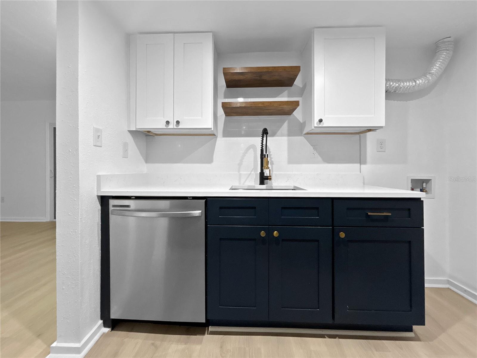 LAS PALMAS AT SAND LAKE CONDO - Residential