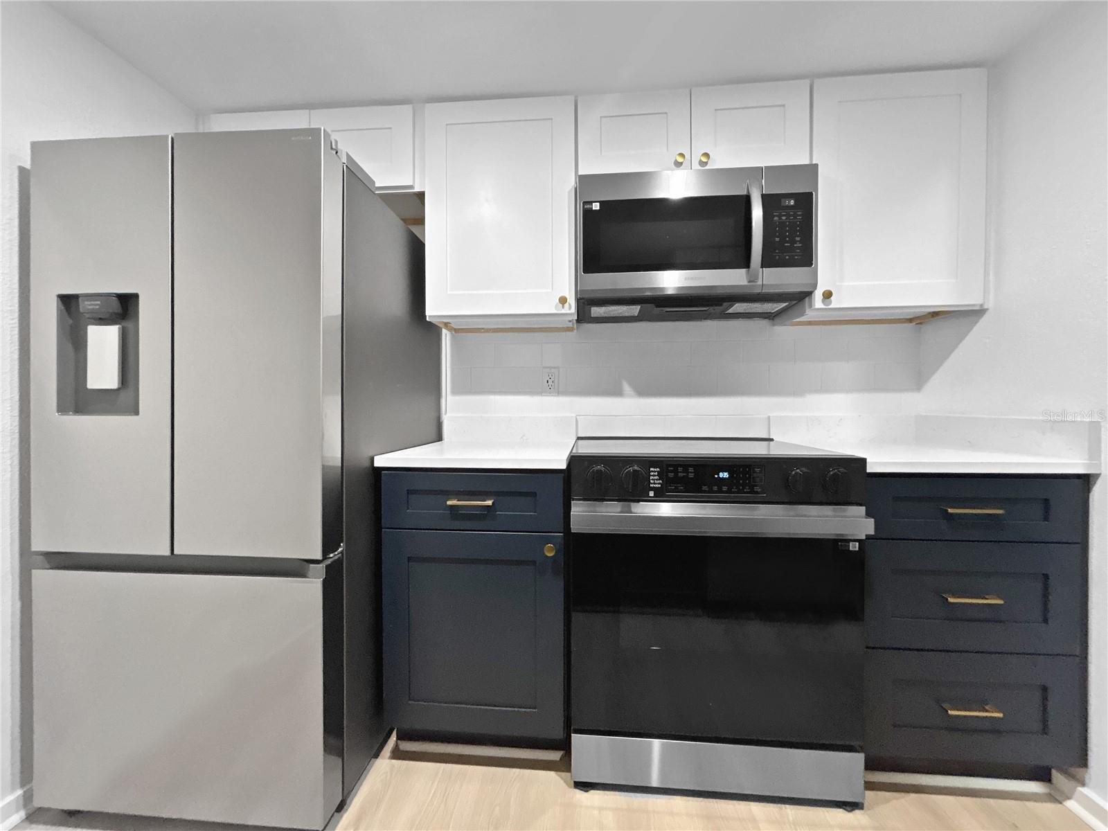 LAS PALMAS AT SAND LAKE CONDO - Residential