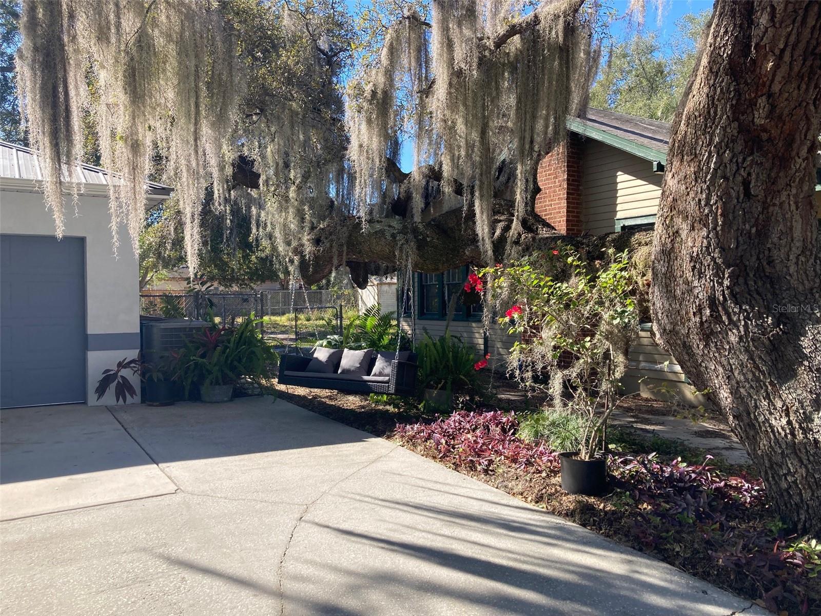 JOHNSON L J SUB - Residential