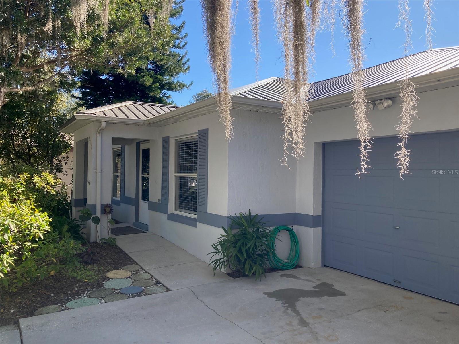 JOHNSON L J SUB - Residential