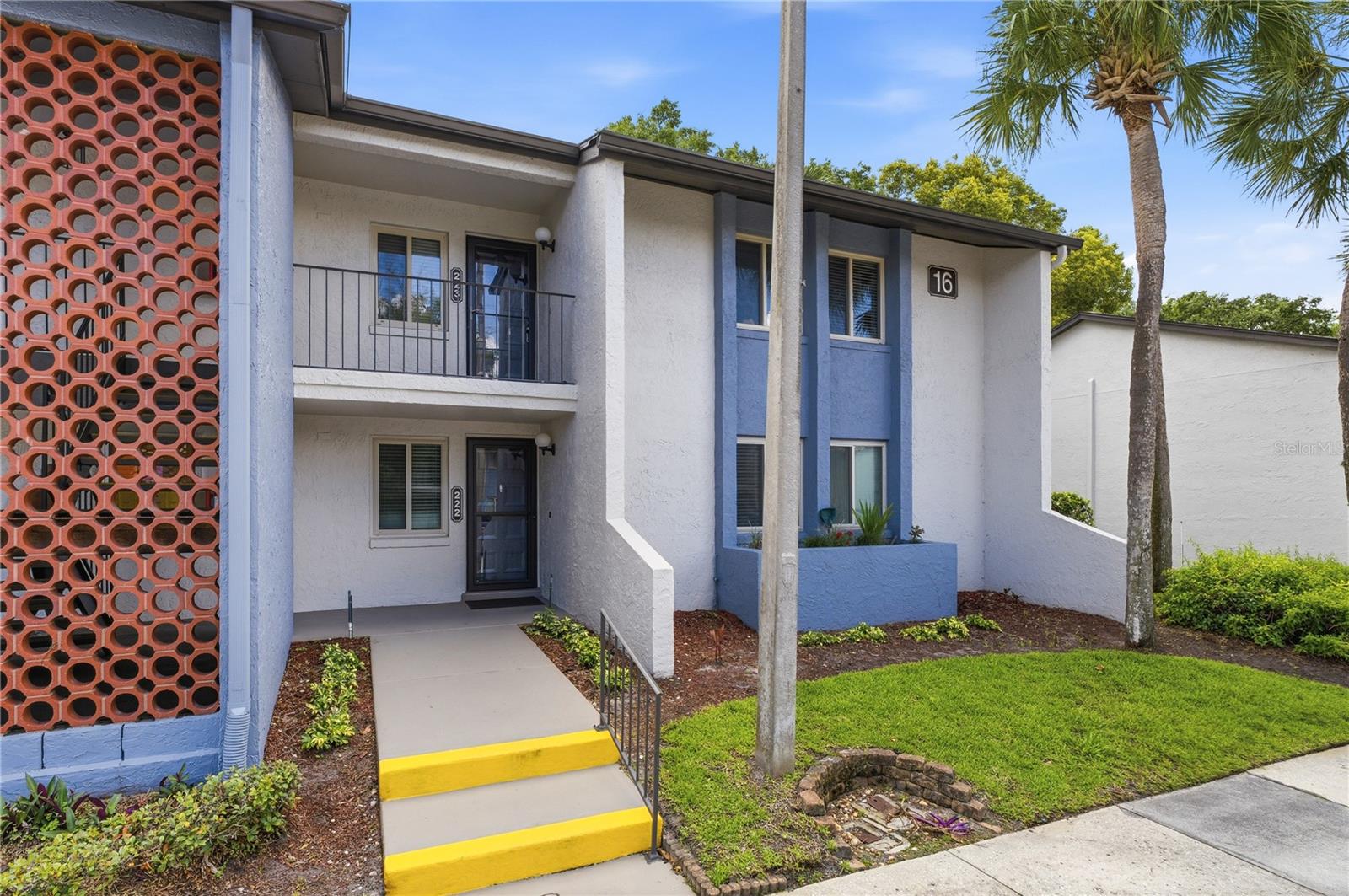 16 ESCONDIDO CIRCLE 223