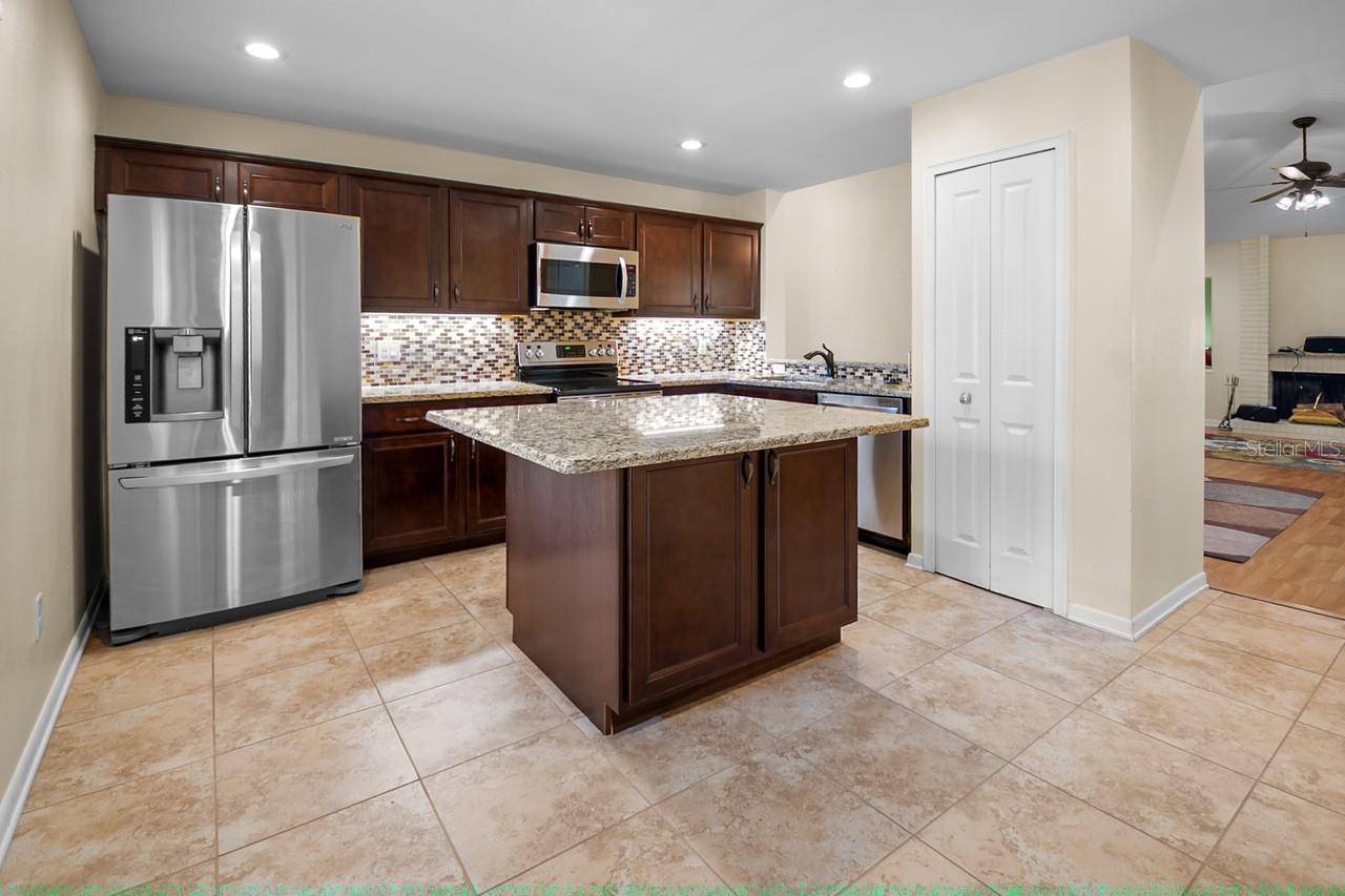 16 ESCONDIDO CIRCLE 223