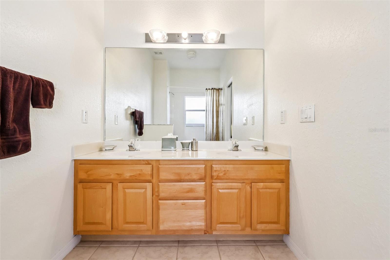 MANOR AT WEST HAVEN - Residential