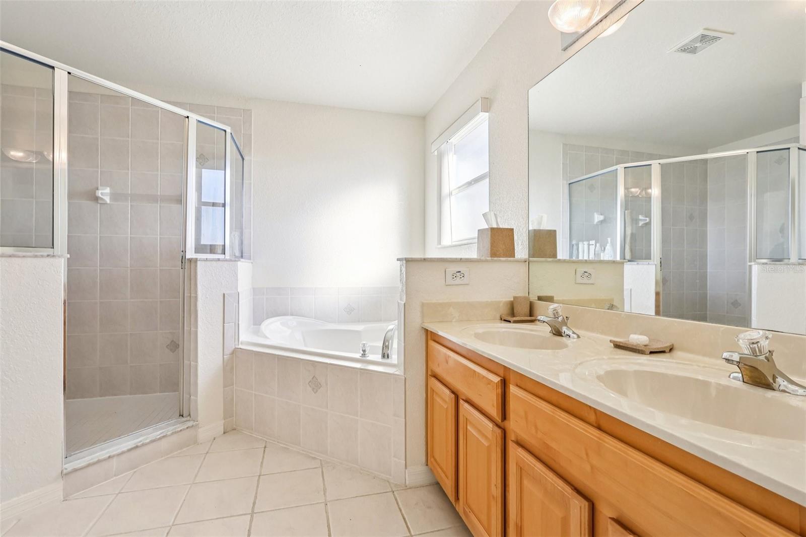 MANOR AT WEST HAVEN - Residential