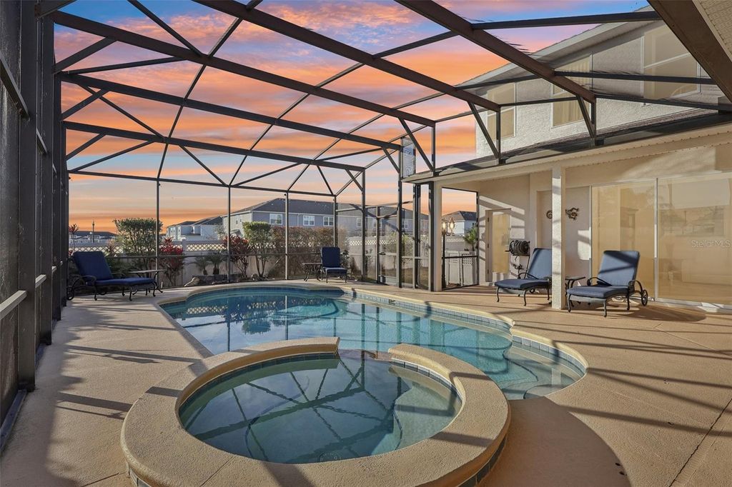 Photo of 332 Burford Circle, Davenport, FL 33896 (MLS # O6375252)