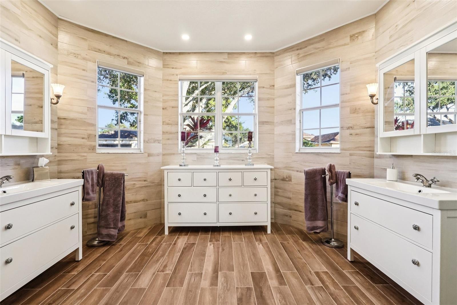 MANOR AT WEST HAVEN - Residential