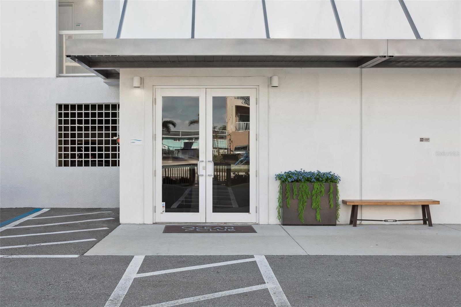 OCEAN CLUB TREASURE ISLAND A RESORT CONDO - Residential