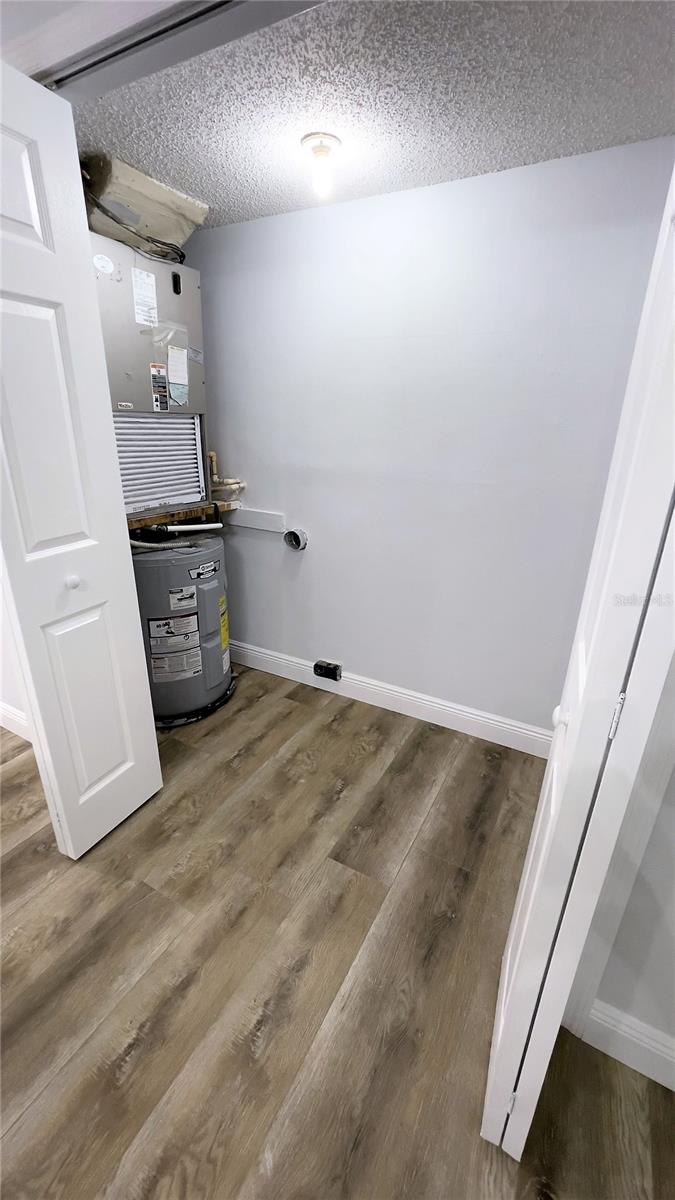 OAKLAND VILLAGE SEC 3 - Residential