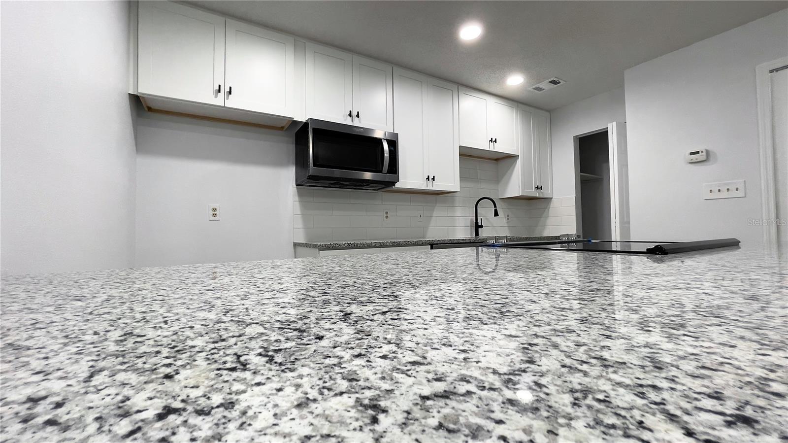 OAKLAND VILLAGE SEC 3 - Residential