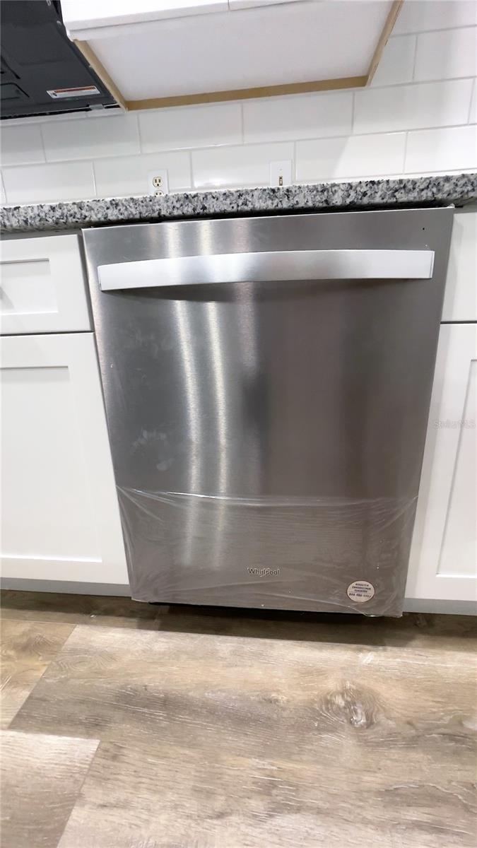 OAKLAND VILLAGE SEC 3 - Residential