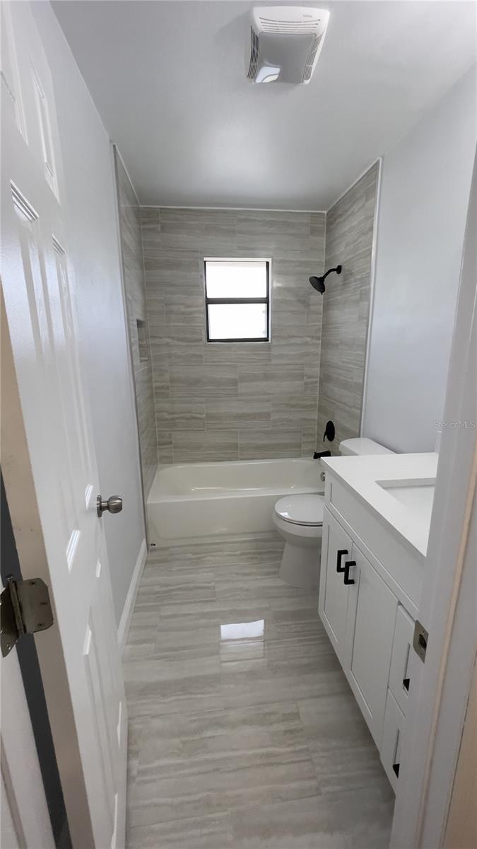 OAKLAND VILLAGE SEC 3 - Residential