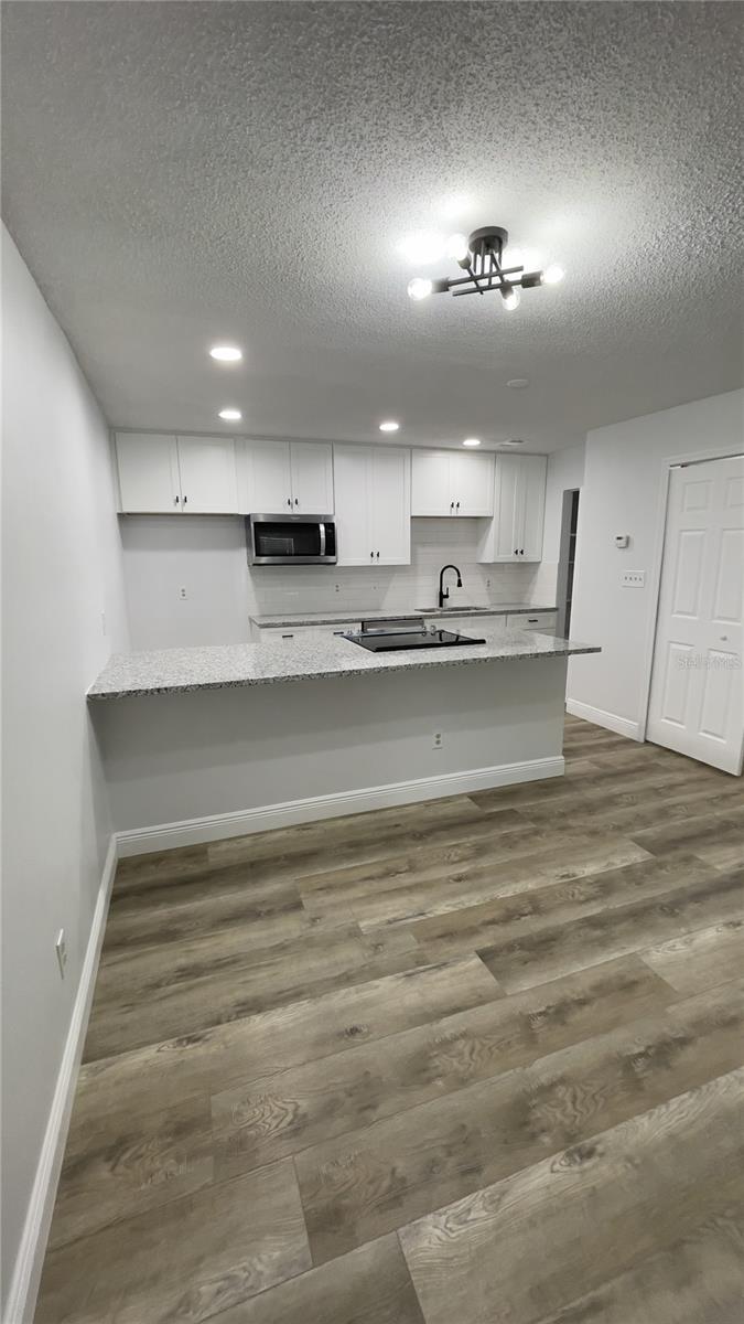 OAKLAND VILLAGE SEC 3 - Residential