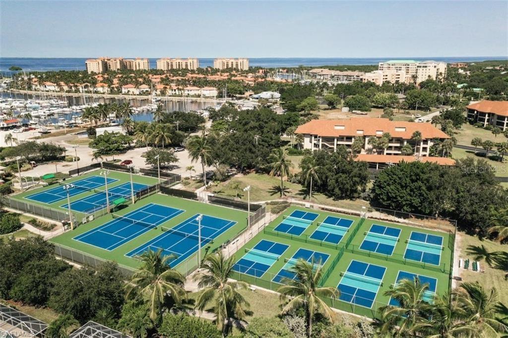 RUDDER CLUB CONDO - Residential Lease