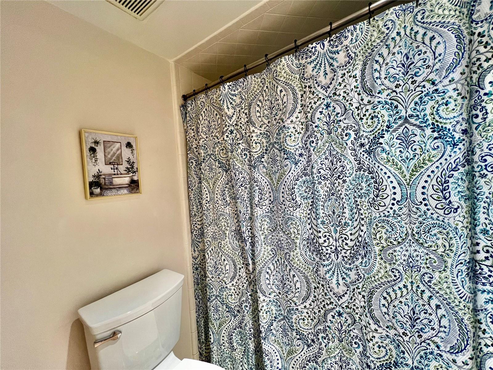 RUDDER CLUB CONDO - Residential Lease