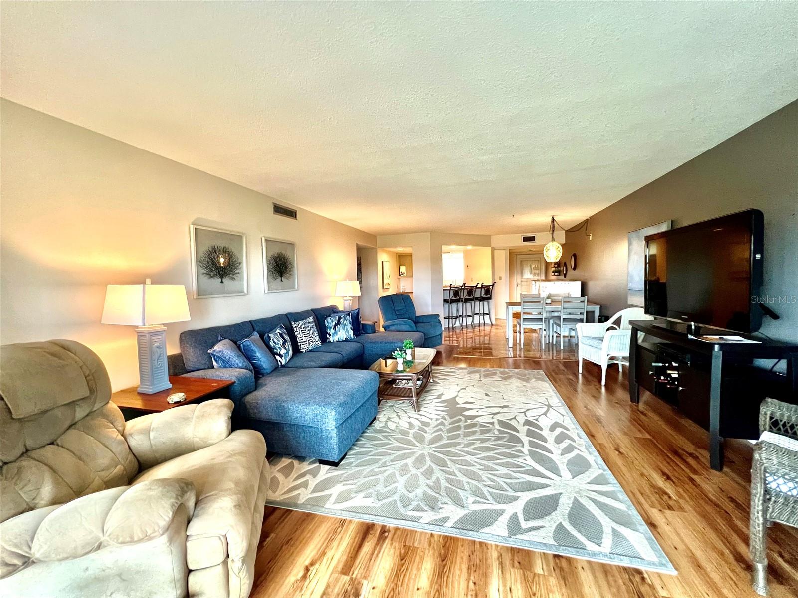 RUDDER CLUB CONDO - Residential Lease