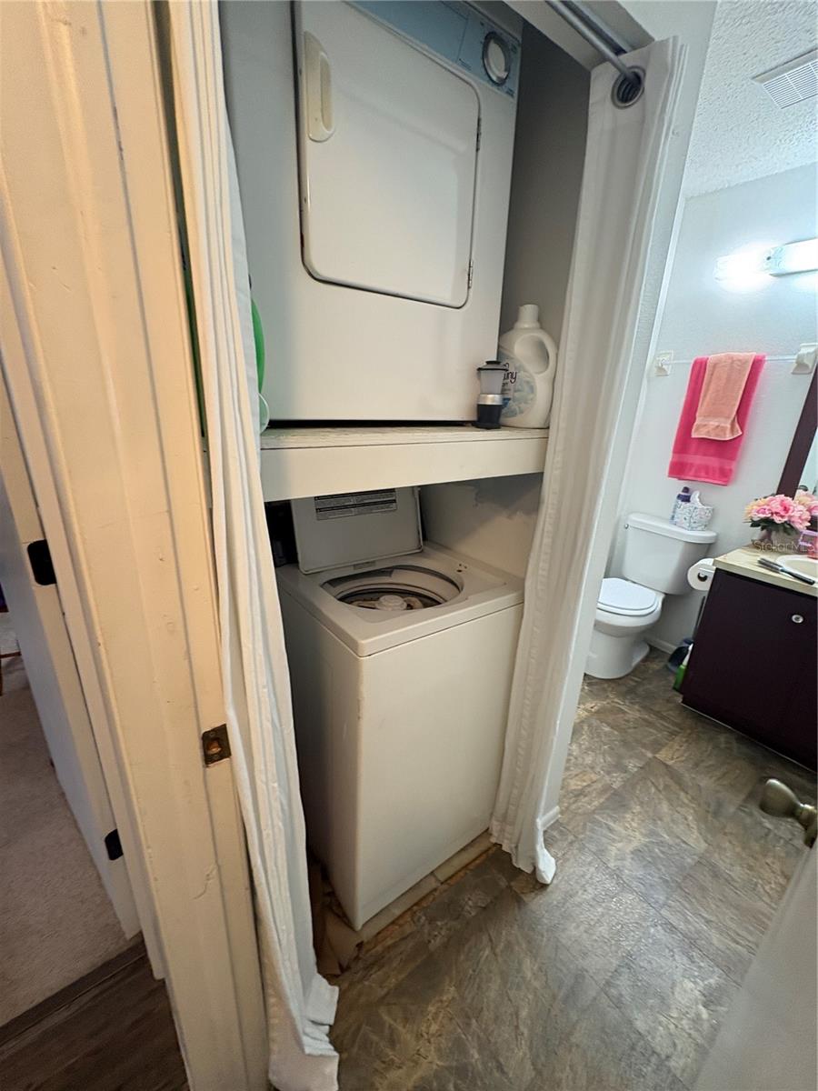 FOXMOOR VILLAGE CONDO - Residential