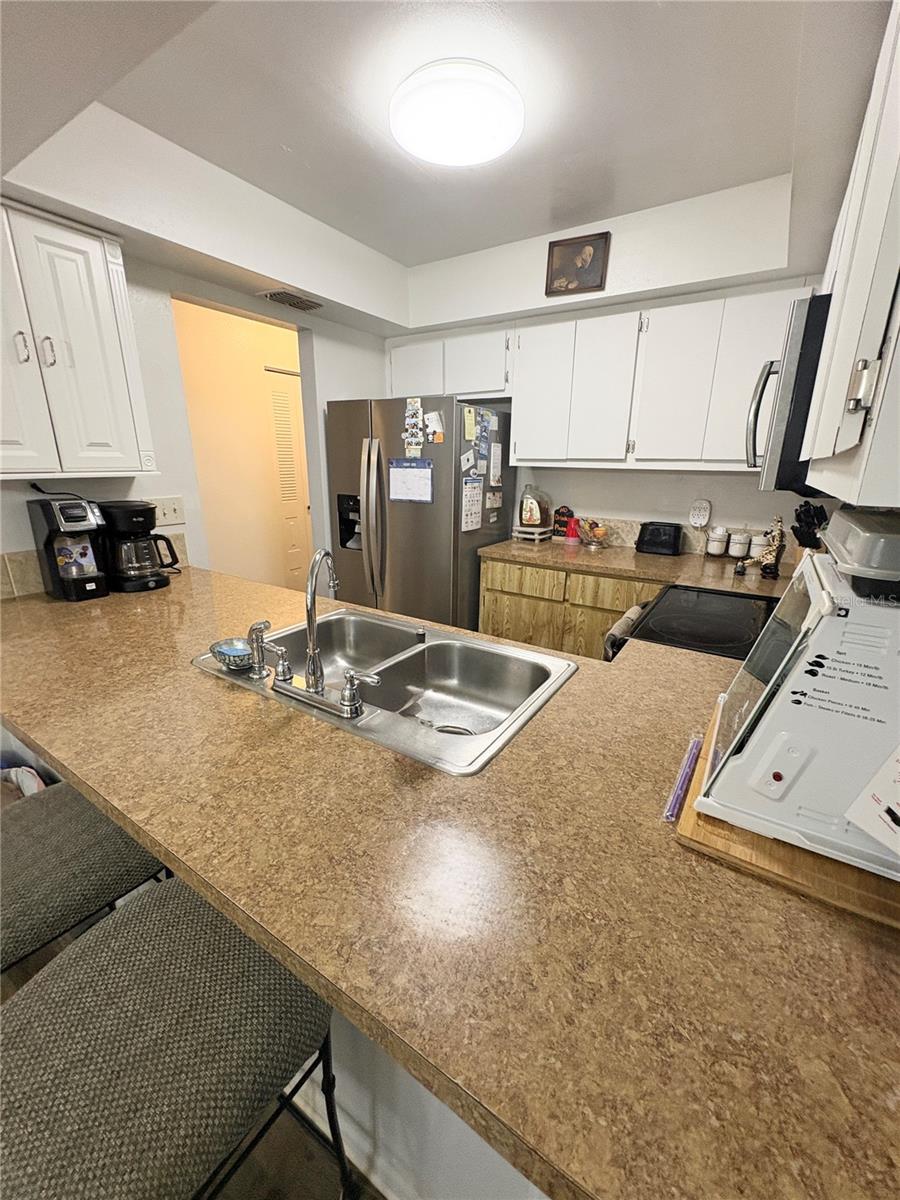 FOXMOOR VILLAGE CONDO - Residential