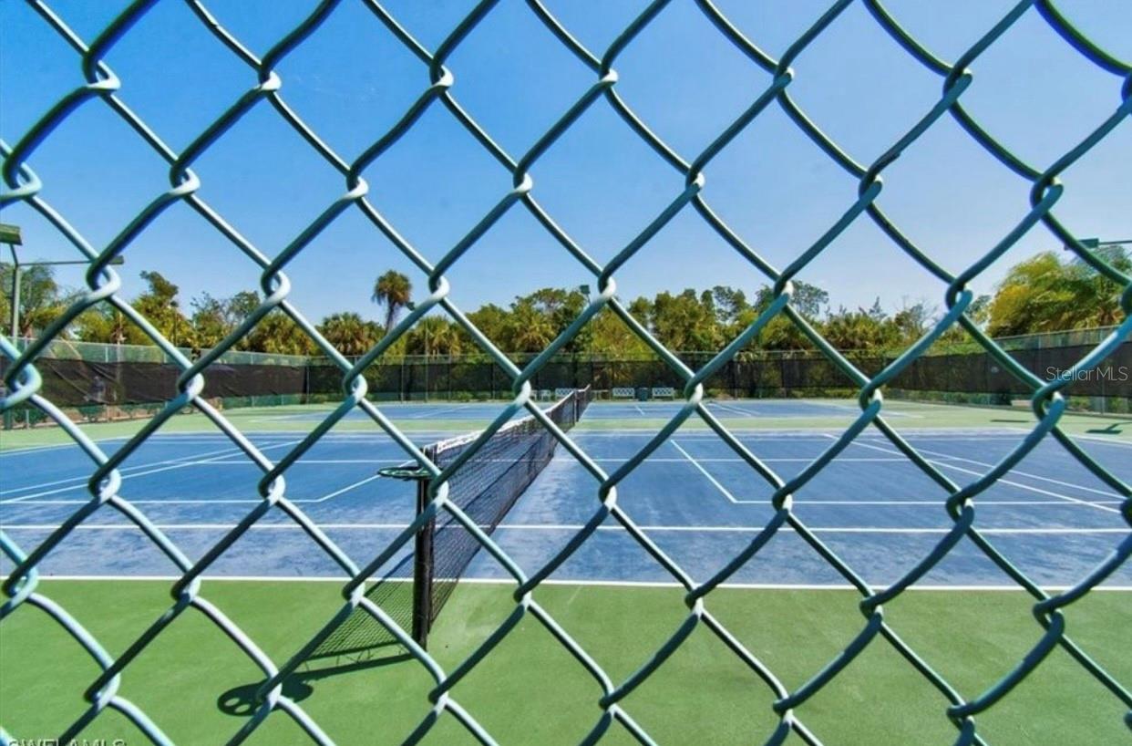 FOXMOOR VILLAGE CONDO - Residential