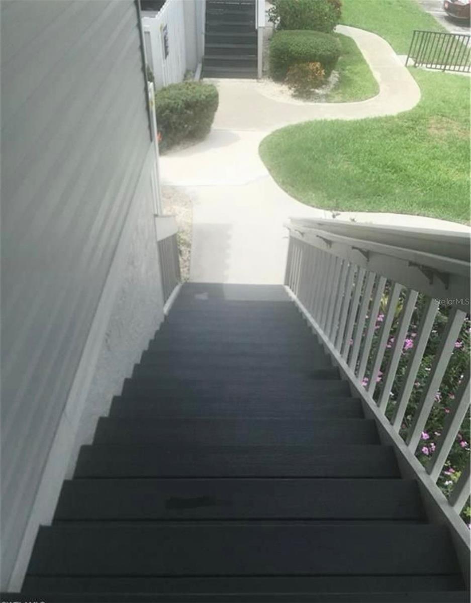 FOXMOOR VILLAGE CONDO - Residential