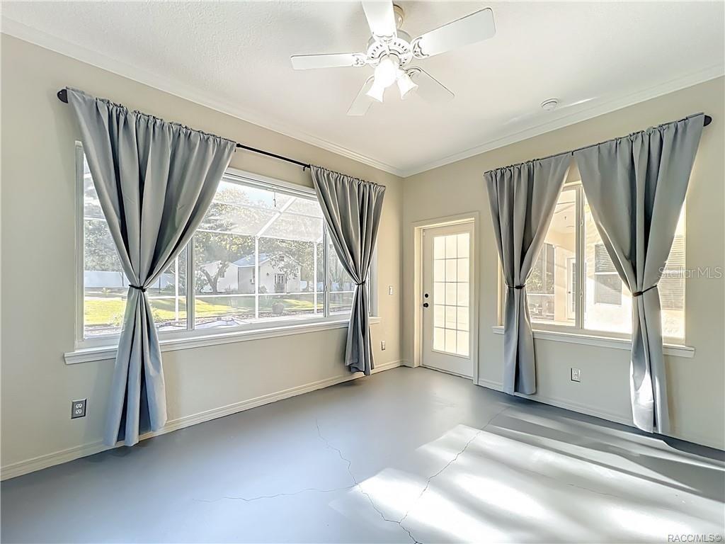 PINE RIDGE UNIT 03 - Residential