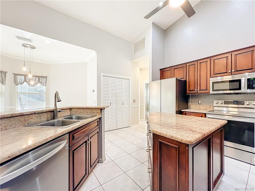 PINE RIDGE UNIT 03 - Residential