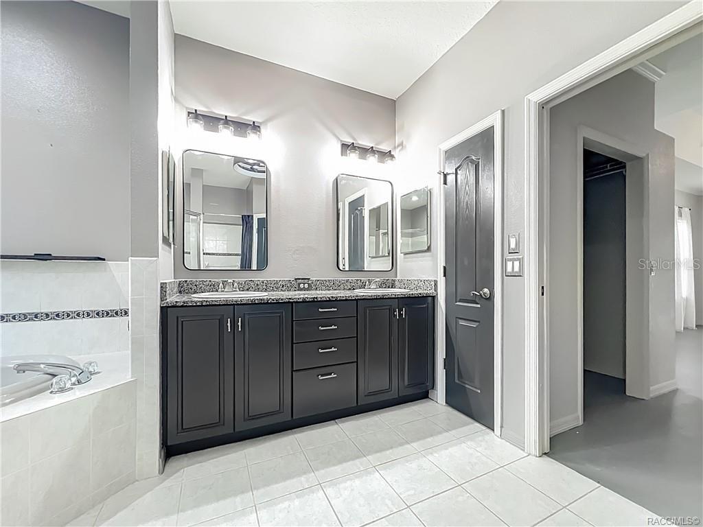 PINE RIDGE UNIT 03 - Residential