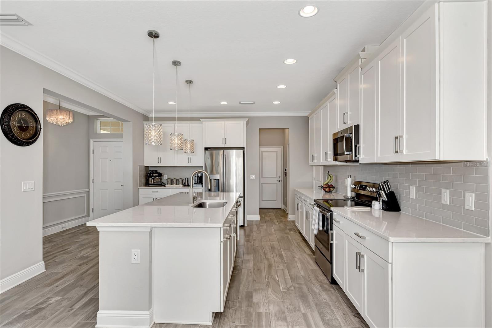 CREEKWOOD TWNHMS - Residential