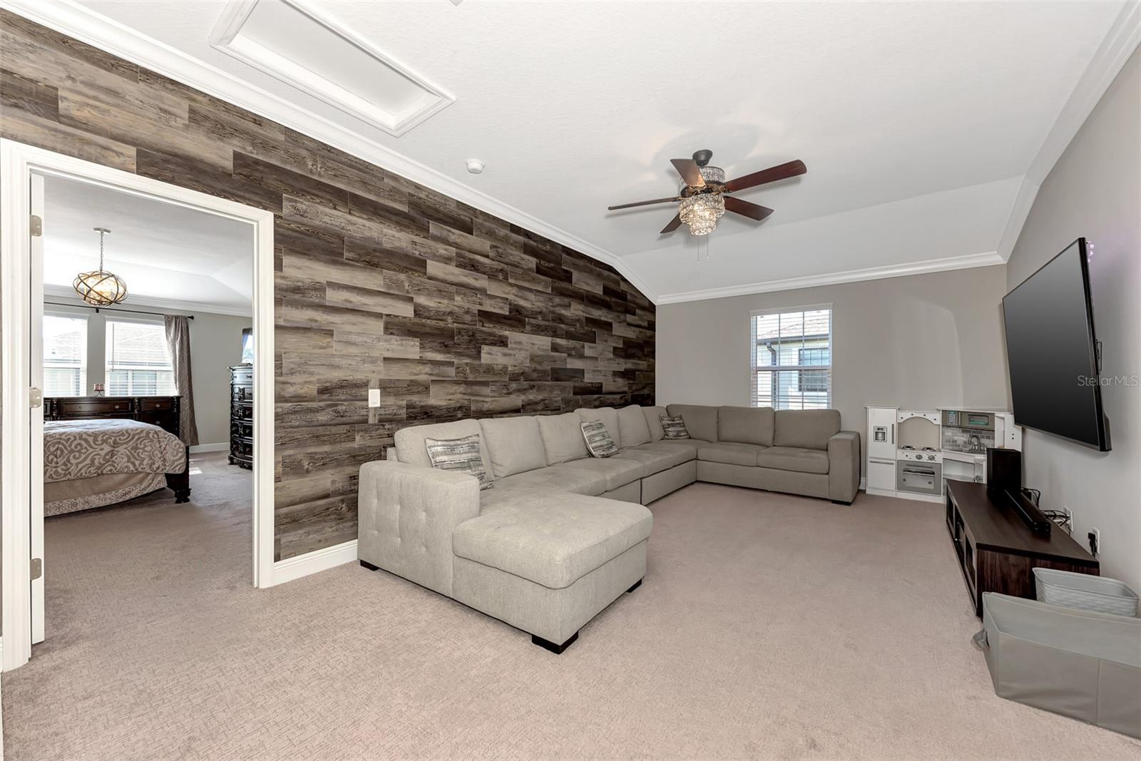 CREEKWOOD TWNHMS - Residential