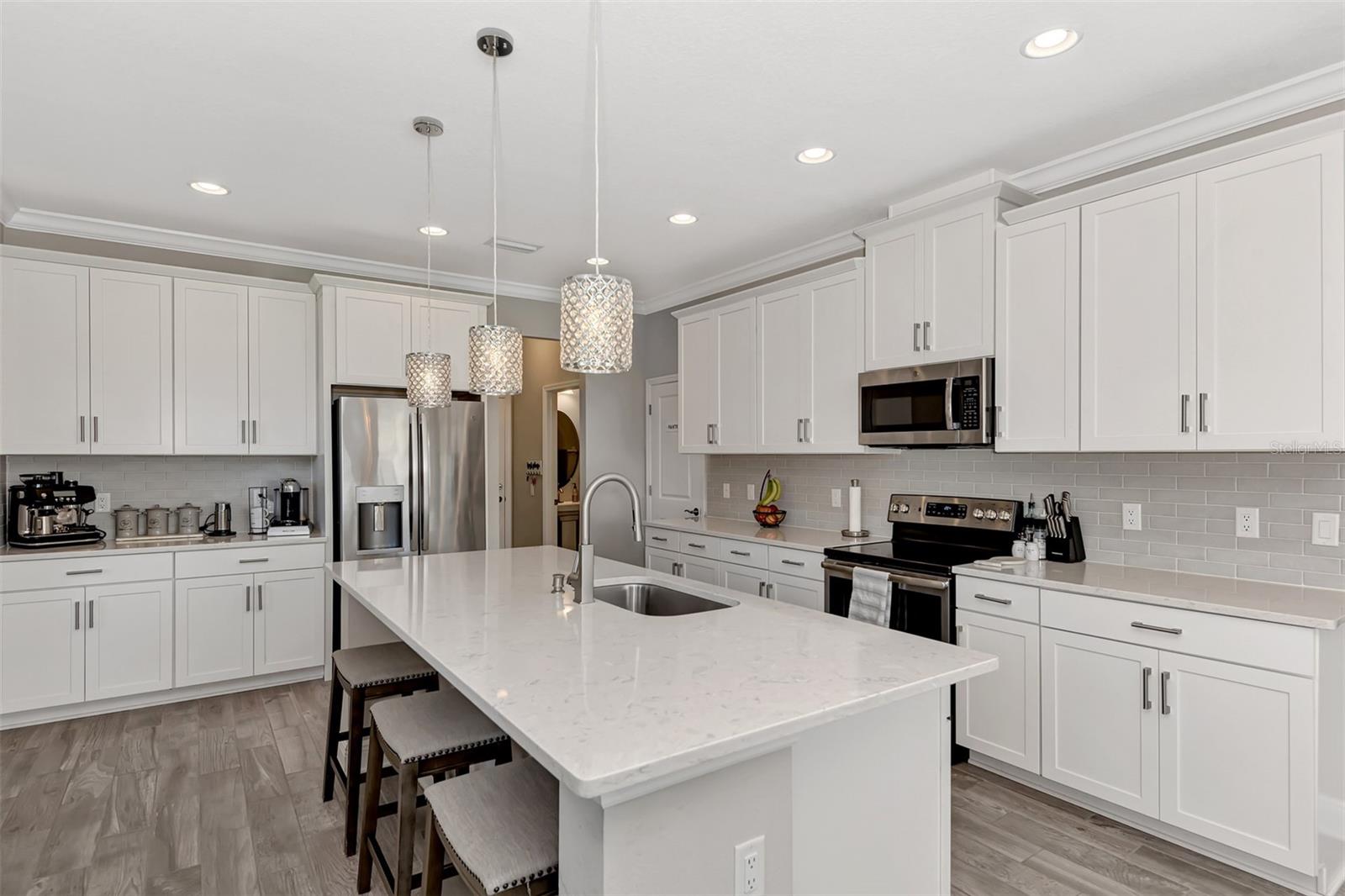 CREEKWOOD TWNHMS - Residential