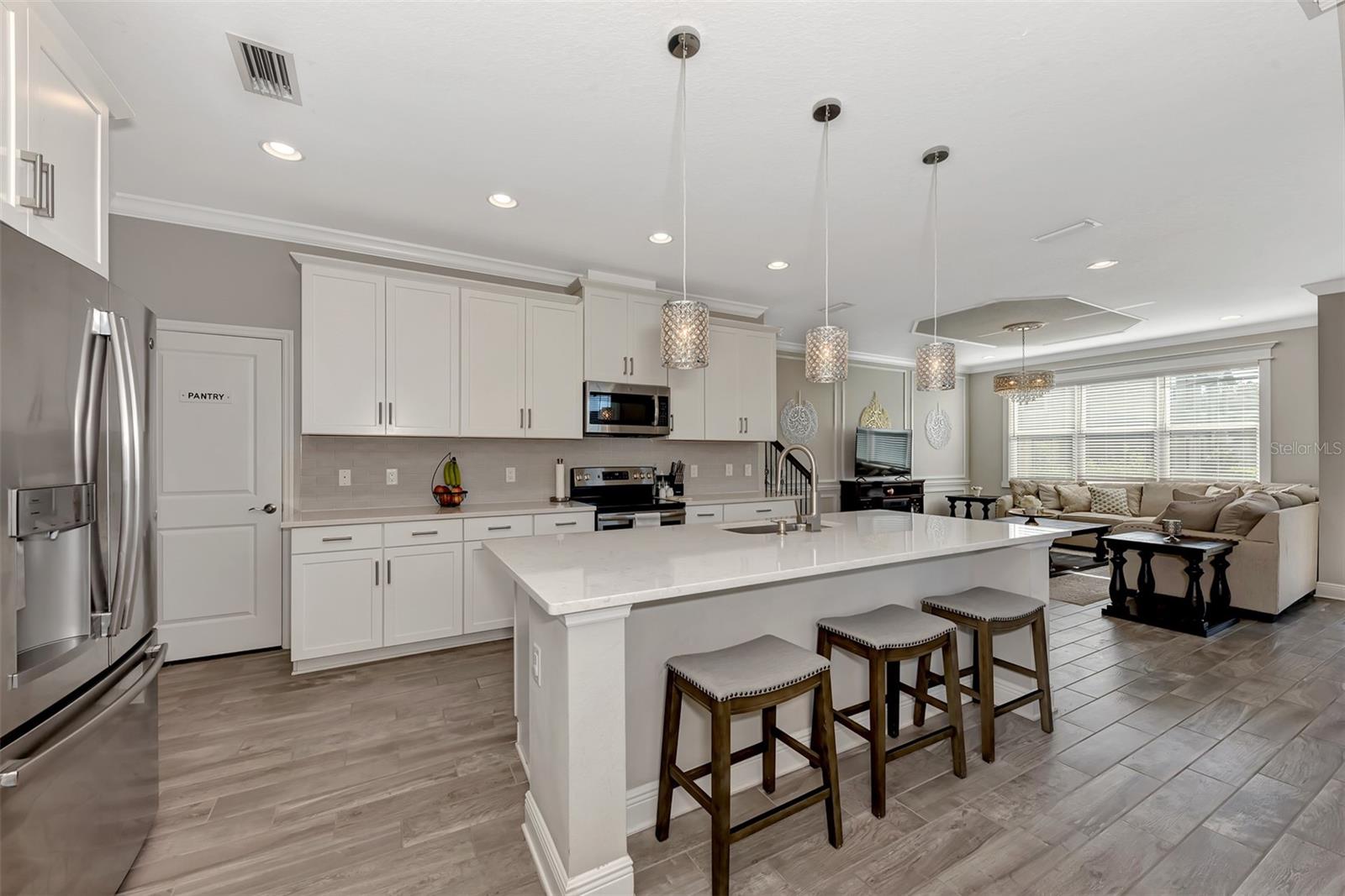 CREEKWOOD TWNHMS - Residential