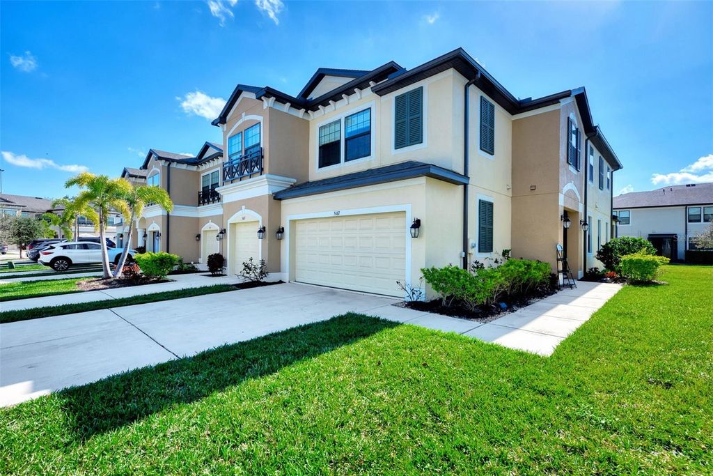 Photo of 5167 78th St Circle E, Bradenton, FL 34203 (MLS # A4685369)