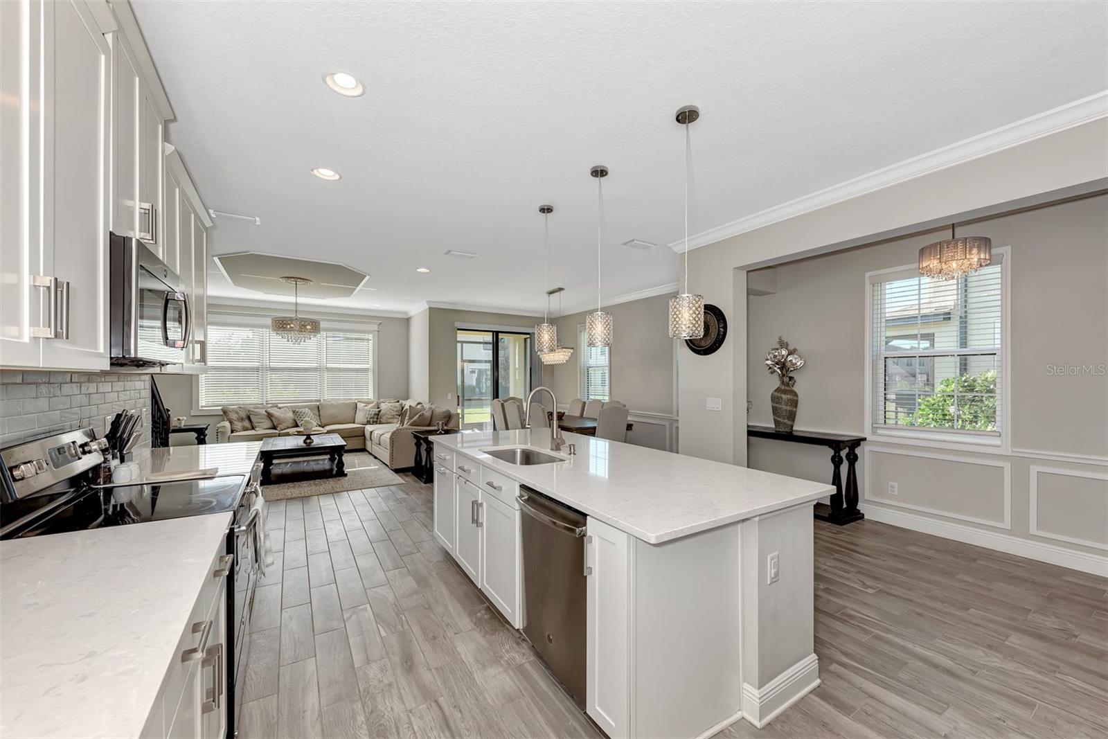 CREEKWOOD TWNHMS - Residential