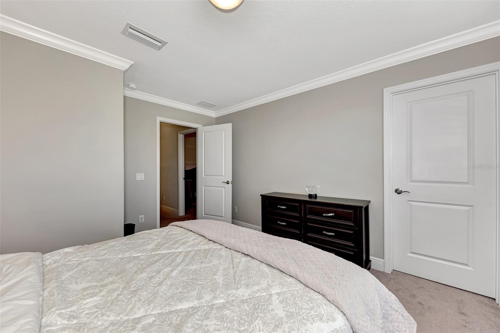 CREEKWOOD TWNHMS - Residential