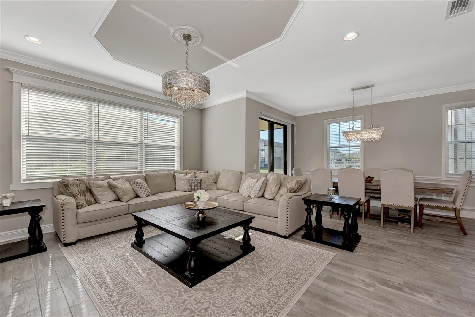 CREEKWOOD TWNHMS - Residential