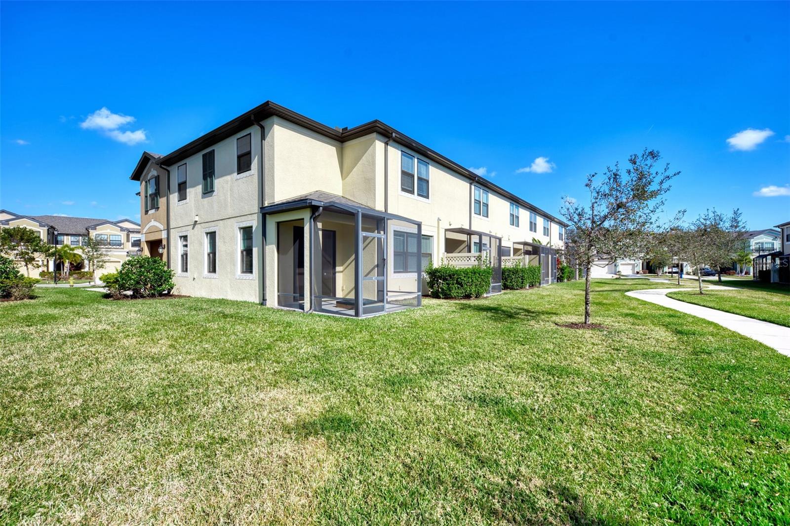 CREEKWOOD TWNHMS - Residential