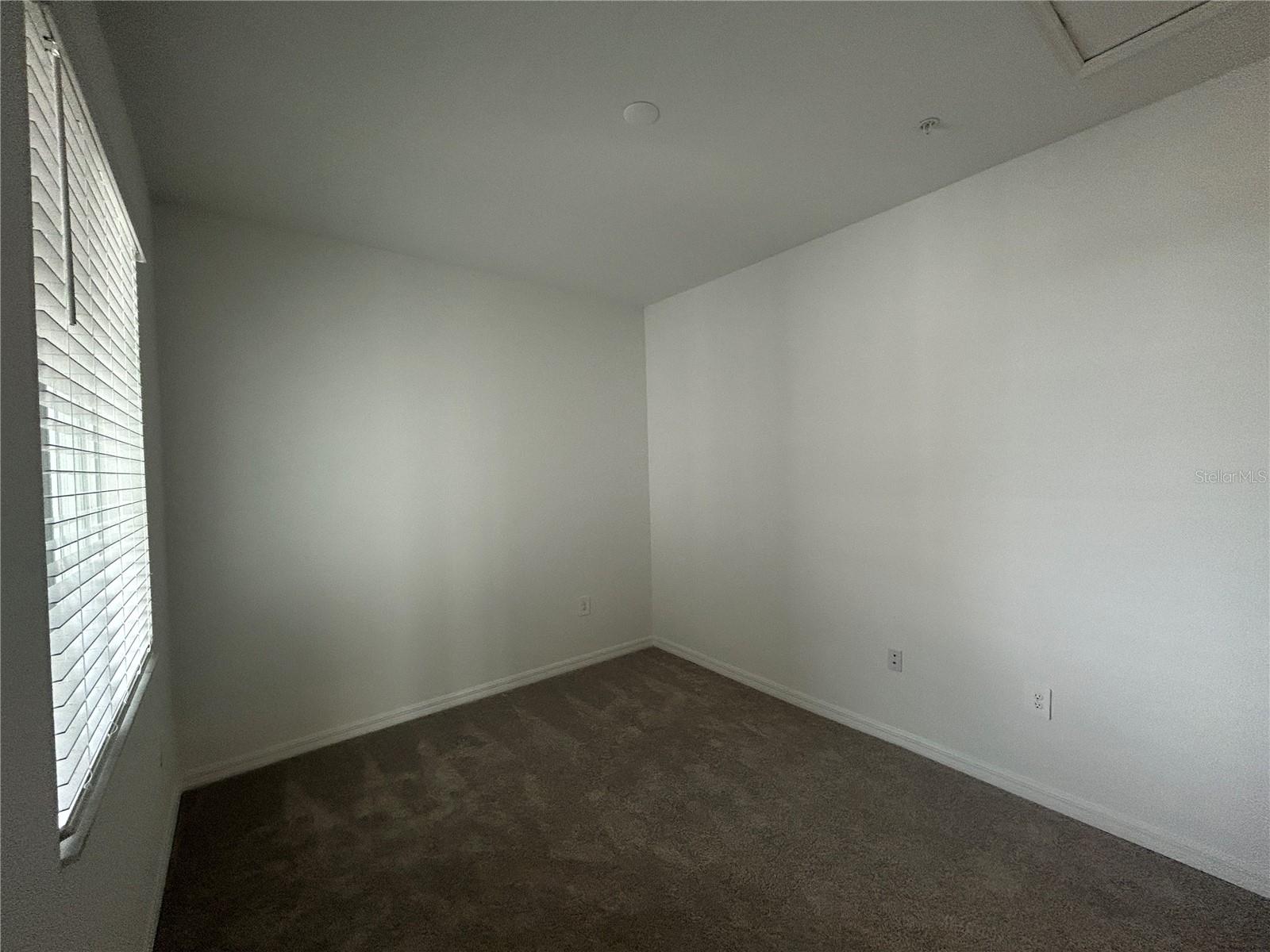 WELLEN PARK GOLF & COUNTRY CLUB - Residential Lease