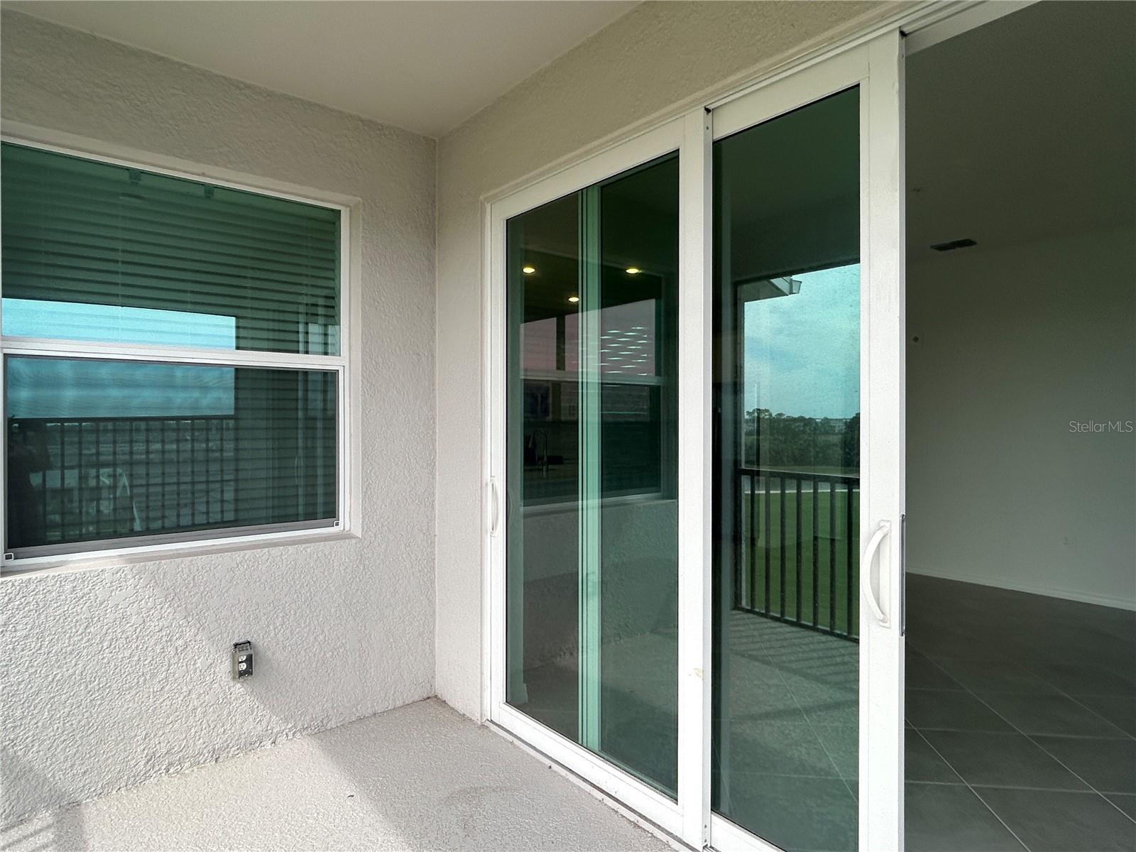 WELLEN PARK GOLF & COUNTRY CLUB - Residential Lease